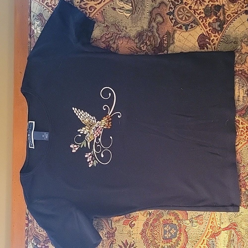 Karen Scott hummingbird tee